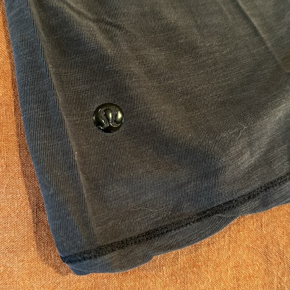 Lululemon Scoop Neck Soft T - Picture 4 of 6